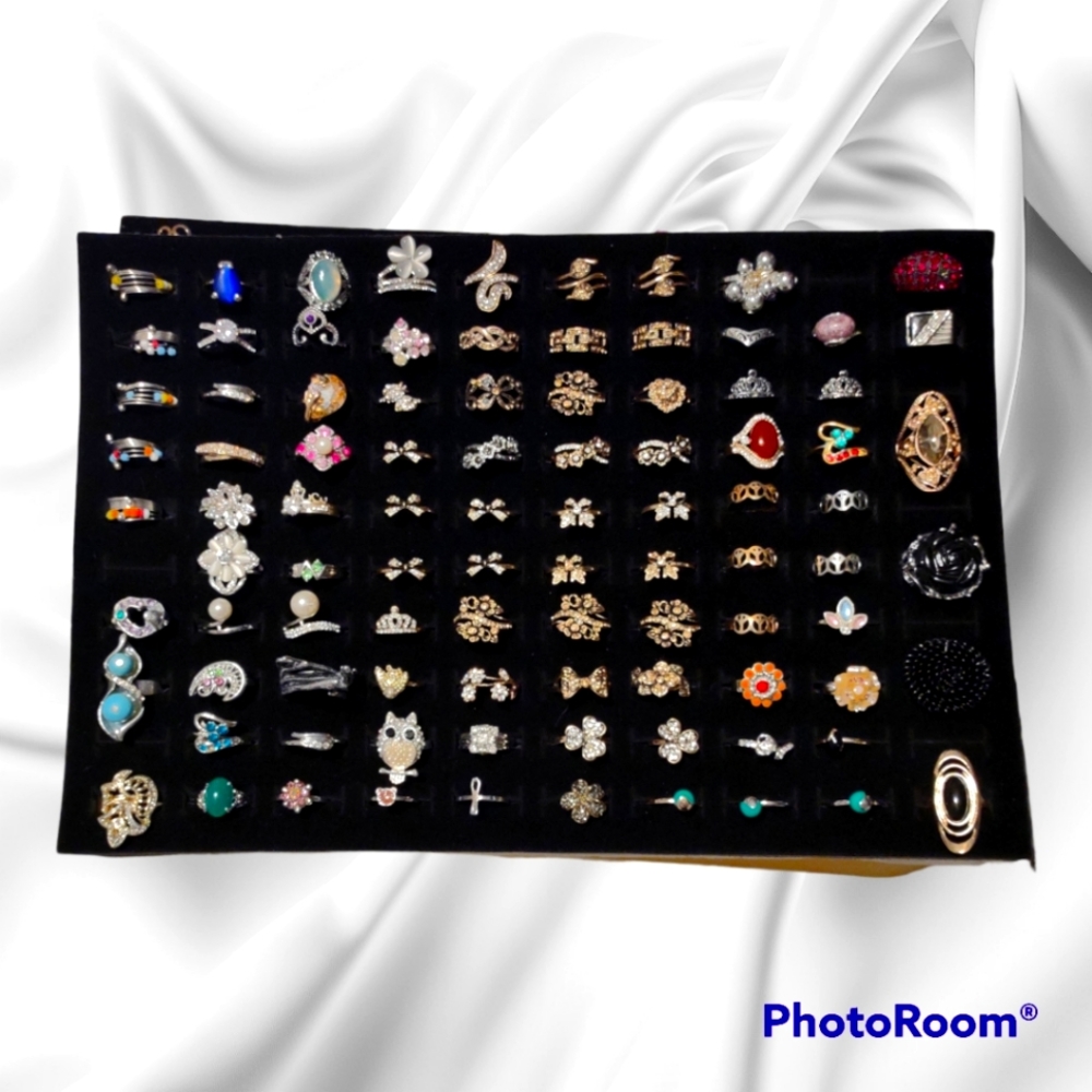 93 pcs Assorted Rings Sizes 7-7.75